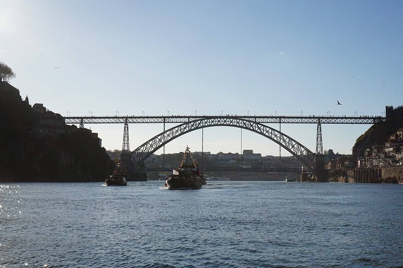 Ponte Luís I sobre o rio Douro, no Porto